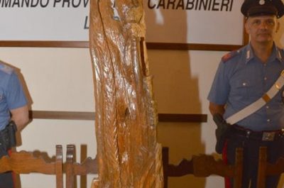 Il Maestro Arnaldo Stifani dona una sua opera al Comando provinciale dei carabinieri di Lecce - Corriere Salentino