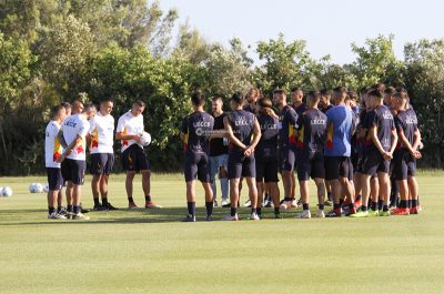 Il Lecce torna in campo, primo allenamento della stagione 2019/20 - Corriere Salentino