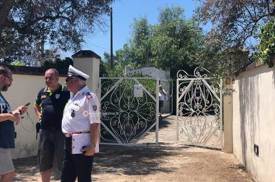 Toccano un filo scoperto mentre riordinano il giardino, due donne muoiono folgorate - Corriere Salentino