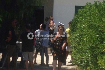 Toccano un filo scoperto mentre riordinano il giardino, due donne muoiono folgorate - Corriere Salentino