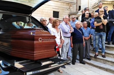 L'addio a Giovanni Semeraro, i funerali nella Chiesa di San Matteo - Corriere Salentino