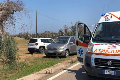 Schianto frontale sulla via del mare, cinque feriti: in due portati con "codice rosso" al Fazzi - Corriere Salentino