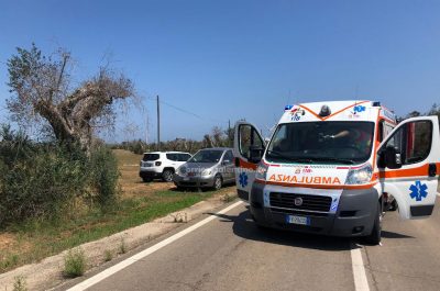 Schianto frontale sulla via del mare, cinque feriti: in due portati con "codice rosso" al Fazzi - Corriere Salentino