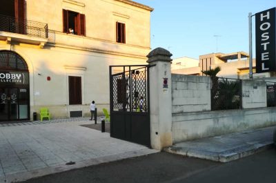 Inaugurato a Castromediano l'Ostello della Gioventù - Corriere Salentino