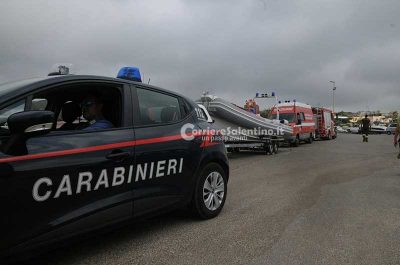 Sbarco nella notte, i migranti arrivano su barca a vela: si temono dispersi in mare, ricerche in corso - Corriere Salentino