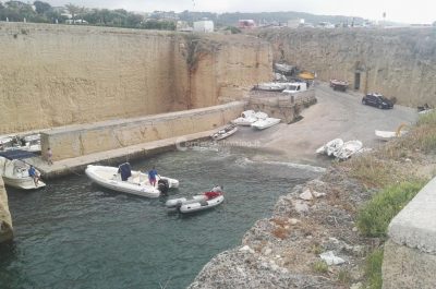 Sbarco nella notte, i migranti arrivano su barca a vela: si temono dispersi in mare, ricerche in corso - Corriere Salentino