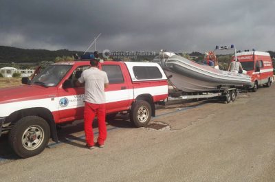Sbarco nella notte, i migranti arrivano su barca a vela: si temono dispersi in mare, ricerche in corso - Corriere Salentino