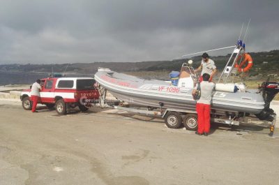 Sbarco nella notte, i migranti arrivano su barca a vela: si temono dispersi in mare, ricerche in corso - Corriere Salentino