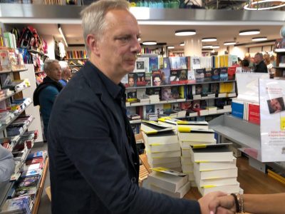 Il premio Strega Scurati svela Mussolini: “Primo populista in un’Italia che non credeva più alla politica” - Corriere Salentino