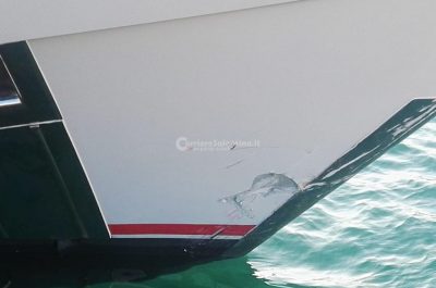 Maxi yacht si schianta contro la banchina e danneggia barca a vela - Corriere Salentino