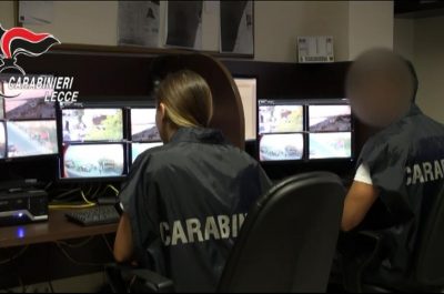 Vendevano cocaina anche a minori, blitz alla Baia Verde: in ventuno finiscono nei guai - Corriere Salentino