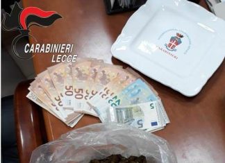 In auto con tre etti di marijuana ed oltre 800 euro in contanti: finisce ai domiciliari un 21enne