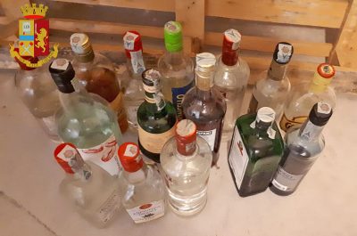 Vendita di alcolici senza autorizzazione e musica alta nei locali, controlli a tappeto nella Città Bella - Corriere Salentino