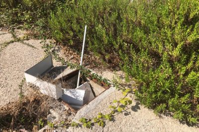 Discarica d’Aurio un anno dopo, guaina consumata, rifiuti ancora lì e abbandono - Corriere Salentino