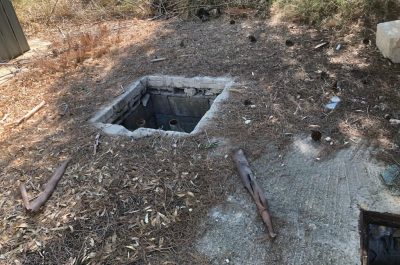 Discarica d’Aurio un anno dopo, guaina consumata, rifiuti ancora lì e abbandono - Corriere Salentino