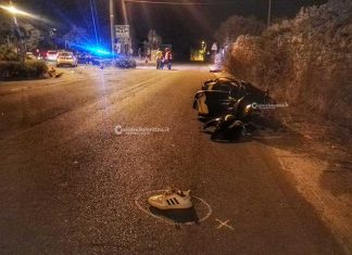 Tremendo schianto tra auto e scooter nel Capo di Leuca, muore 28enne