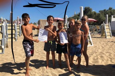 Arriva un messaggio in bottiglia con un inno alla vita: "Vivete al massimo per essere sempre felici" - Corriere Salentino