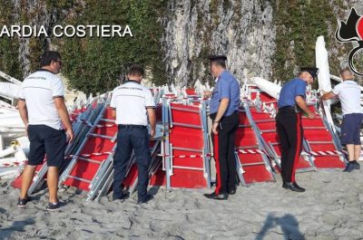 All'alba spunta un lido abusivo, tornano "liberi" 300 metri quadri di spiaggia pubblica - Corriere Salentino
