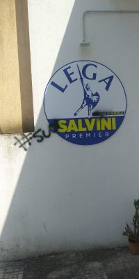 Vandali scatenati contro la sezione della Lega di Racale: “Non ci fermeranno” - Corriere Salentino