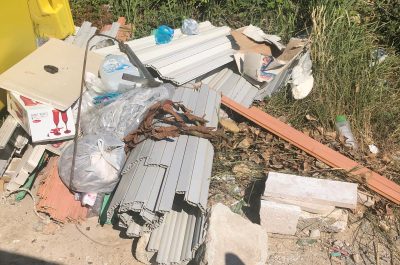 La carica dei maleducati: rifiuti abbandonati, palle che colpiscono donne incinte e occupazioni abusive - Corriere Salentino