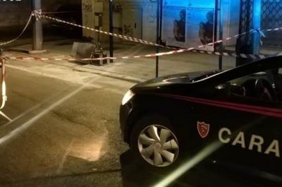 Due bagagli sospetti per le strade della festa e scatta l'allarme "bomba", intervengono gli artificieri - Corriere Salentino