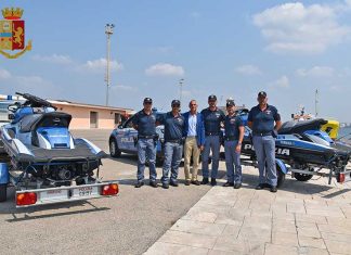Gallipoli: visita del Questore Andrea Valentino alla squadra nautica della questura di Lecce