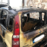 Notte “rovente” in tutto il Salento, cinque auto avvolte dalle fiamme: si indaga sulle cause - Corriere Salentino