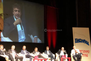 All’Apollo tutte le istituzioni dialogano con la Cgil: il ministro Provenzano, Emiliano, Salvemini e Minerva - Corriere Salentino