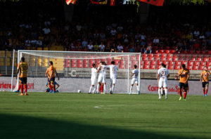 Continua la maledizione tra le mura amiche. Lecce - Roma 0-1 - Corriere Salentino