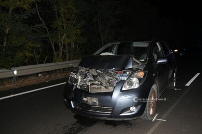 Violento schianto sulla 274 tra auto e motoape, due feriti: uno è grave - Corriere Salentino
