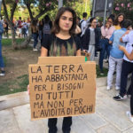 Fridays For Future, alunni e prof in corteo con la benedizione del ministro: “Bisogna esserci, no plastica” - Corriere Salentino