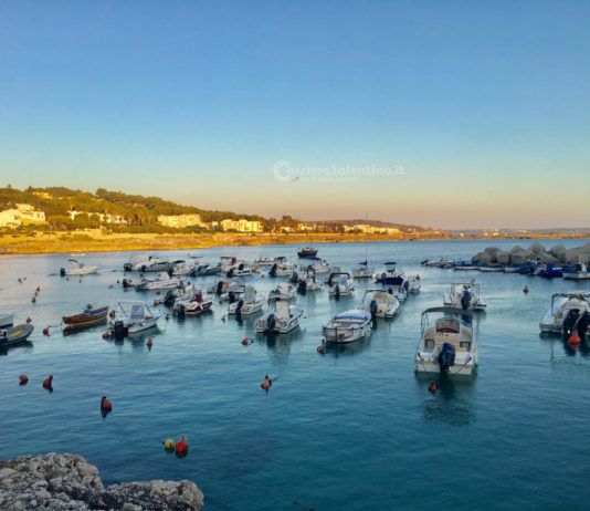 Torna la Cena in bianco, una lunghissima tavolata sul lungomare di Santa Caterina