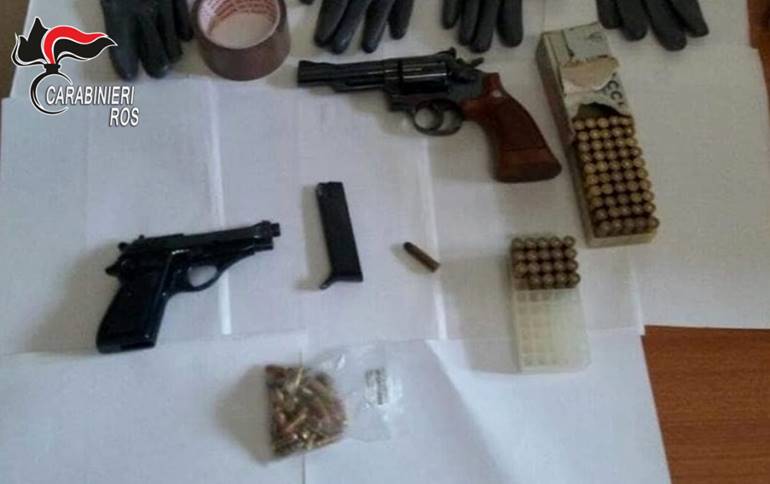 Droga, attentati e mafia: 22 arresti. Scacco al clan emergente che si sostituiva allo Stato - Corriere Salentino