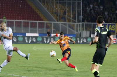 Il Lecce non decolla, il Verona espugna il Via del Mare. 0-1 - Corriere Salentino