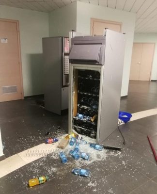 Vandali in azione: nel mirino il centro diurno per diversamente abili. La condanna di Delli Noci e Miglietta - Corriere Salentino