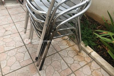 Maltempo: alberi caduti e case in fiamme, un’ambulanza resta bloccata nella strada allagata - Corriere Salentino