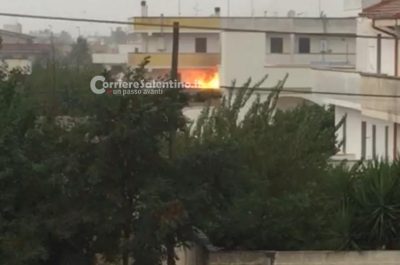 Maltempo: alberi caduti e case in fiamme, un’ambulanza resta bloccata nella strada allagata - Corriere Salentino