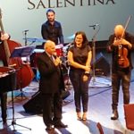 Il violinista Alessandro Quarta apre la stagione concertistica della CMS: una torta a tre piani per i 50 anni - Corriere Salentino