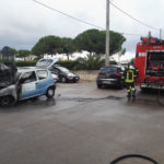 L'auto prende fuoco all'improvviso, automobilista riesce a scendere per tempo e si mette in salvo - Corriere Salentino