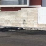 Alba di fuoco in città, le fiamme avvolgono la Fiat 500 di una donna: si indaga sulle cause - Corriere Salentino