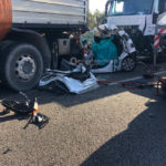 Tragedia sulla Lecce - Brindisi, auto resta schiacciata tra due camion: muore un'insegnante - Corriere Salentino