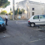 Stop non rispettato, scontro all'incrocio nel centro del paese: corsa in ospedale per una ragazza incinta - Corriere Salentino