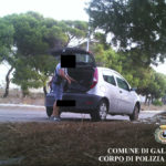 Abbandono dei rifiuti a Gallipoli, il sindaco Minerva: “Gesti deplorevoli da parte di chi dovrebbe amare la propria città“ - Corriere Salentino