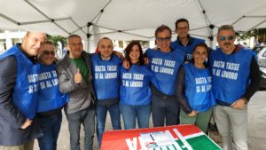 Forza Italia in piazza “contro le tasse del governo di sinistra” - Corriere Salentino