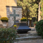 In migliaia hanno onorato il giorno dei defunti, Signore: “Superata la prova del decoro e della pulizia nel cimitero” - Corriere Salentino