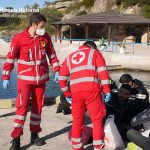 In 44 a bordo di un gommone al largo di Leuca, tra i migranti anche 11 bambini: nuovo sbarco nel Salento - Corriere Salentino