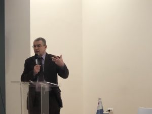 Congresso Assostampa: i tempi bui del giornalismo tra precariato, plagi e stipendi da fame. Istituzioni assenti - Corriere Salentino