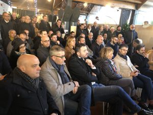 Primarie sotto tono, Emiliano lancia l’allarme e chiede anche a Stefano di farsi sentire: “Non salterà il banco” - Corriere Salentino