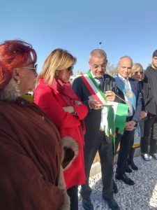 Aviere morì in un incidente aereo salvando la vita di decine di cittadini: Taurisano lo omaggia con un monumento - Corriere Salentino