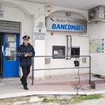 Fanno esplodere bancomat, ma il forziere resta blindato: banditi in fuga a mani vuote - Corriere Salentino